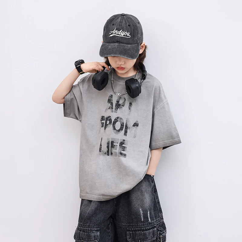 New Kids Designer Summer Airbrush Letter T-shirt for Tweens Boy Fashion Short Sleeve Tee Tops Gray Color Child Cotton Tshirt