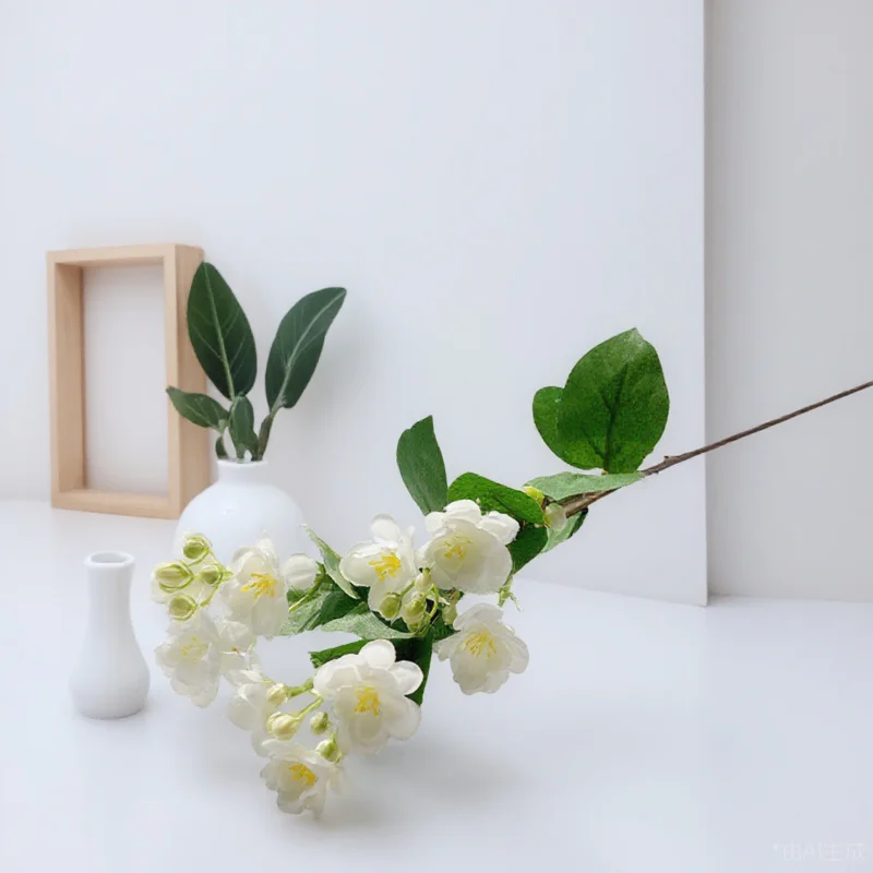 

Fake Jasmine Bunch Artificial Flower Decoration for Living Room Office Desktop Windowsill DIY Scene Layout Elegant Pendant Warm