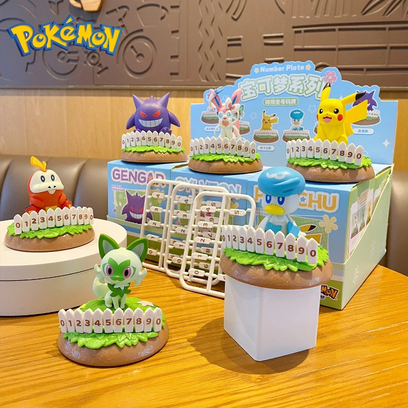 سلسلة البوكيمون الجلوس في الصفوف لوحة أرقام الحلي أنيمي سيارة وقوف السيارات رقم لوحة لطيف بيكاتشو نموذج لعبة أطفال تمثال هدية