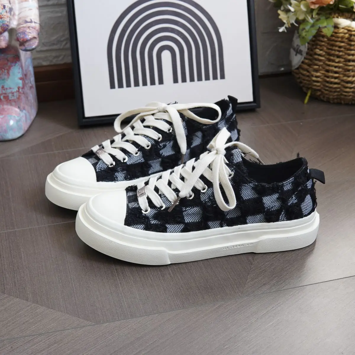 Men's Low Top Canvas Shoes Spring Autumn Casual Breathable Skateboard Sneakers Flat Bottom Lace Up Student Footwear