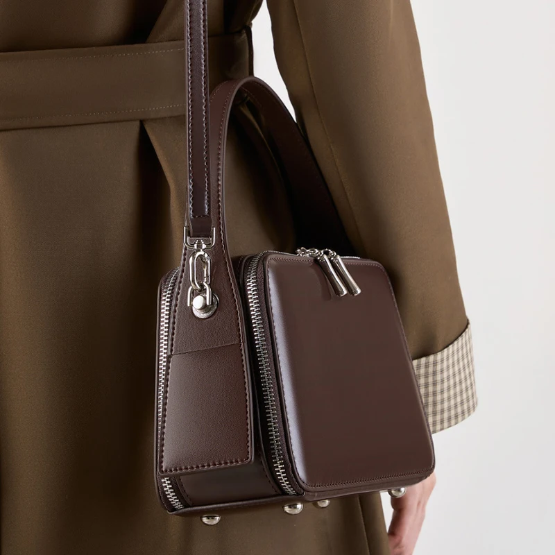 

Women's Natural Cow Real Leather Travel Shoulder Bag Female Fashion Luxury Designer Handbags Ladies Commute Retro Cowhide Bags