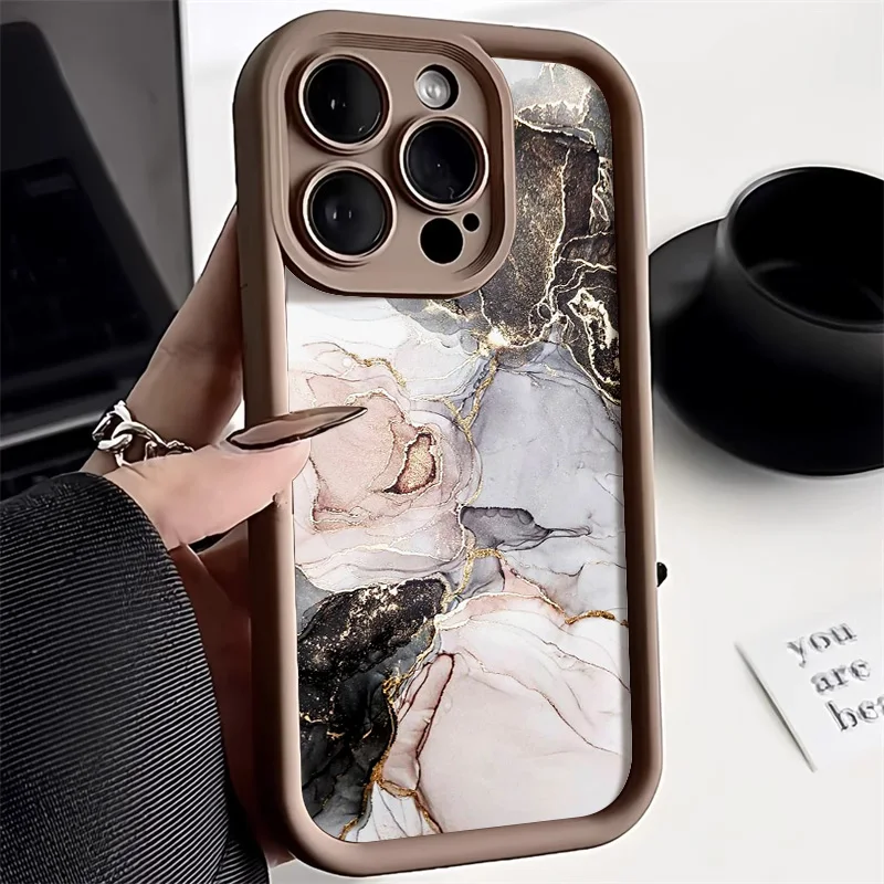 Рисунок 3 - Мраморный чехол для iPhone 16 Pro