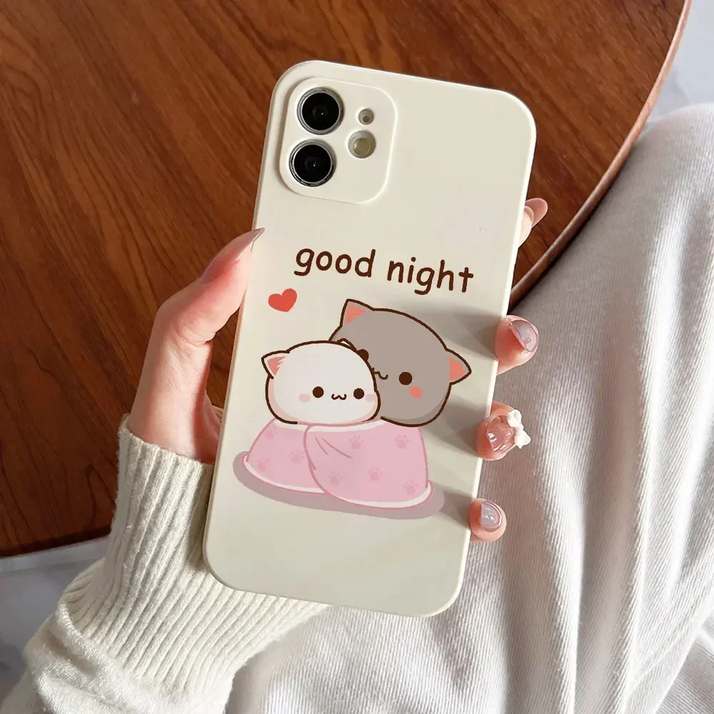 Funny Cartoon Peach Mochi Cat Couple Phone Case for IPhone 11 12 13 14 16 15 Pro Max Mini X XS Soft Cover for 8 7 Plus SE2 Funda