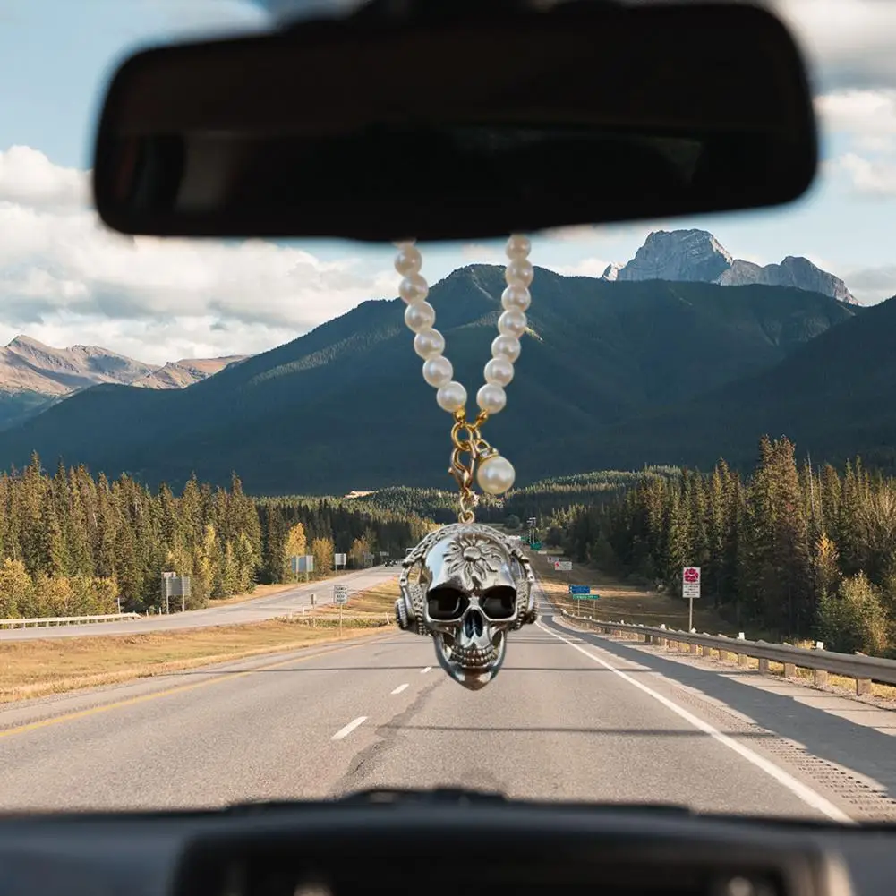 Funny Ghost Expression Ornament Skull Car Hanging Ornament Faux Pearl Bead Chain Rear View Mirror Charm Funny Vehicle for Men