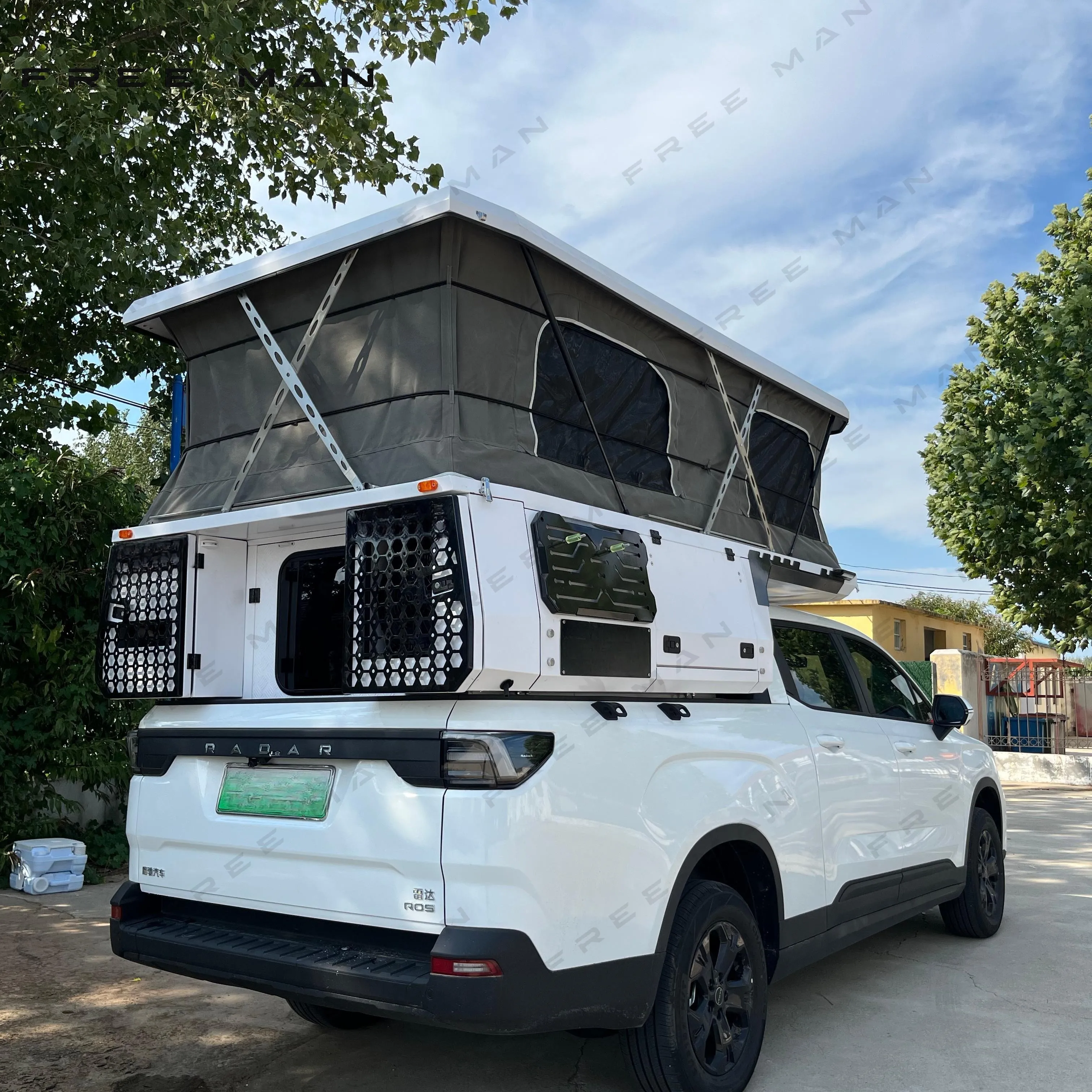 Pop up Roof Top Tent Aluminum Pickup Truck Camper Camping Soft Shell Pickup Truck Tent with Canopy