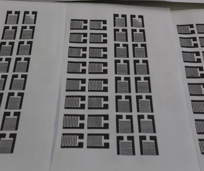 mxene modified conductive flexible printed circuit with high conductivity and good adhesion