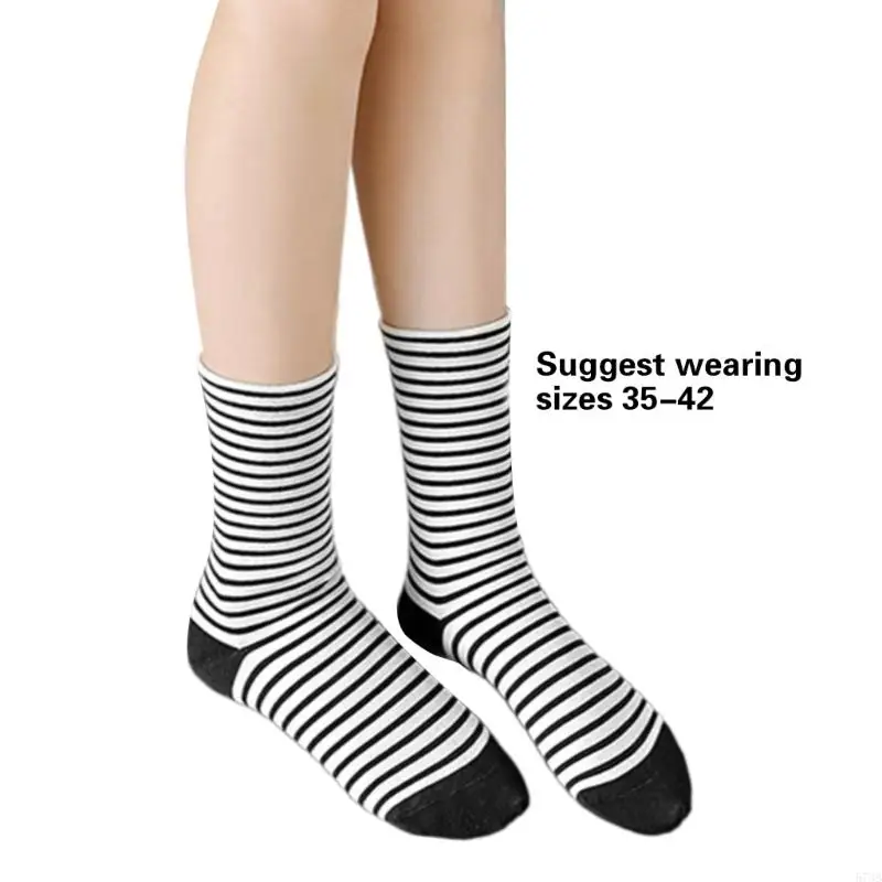 573B Women Japanese Korean Colorful Striped Cotton Middle Tube Socks Harajuku Aesthetic Students Athletic Middle Calf Socks