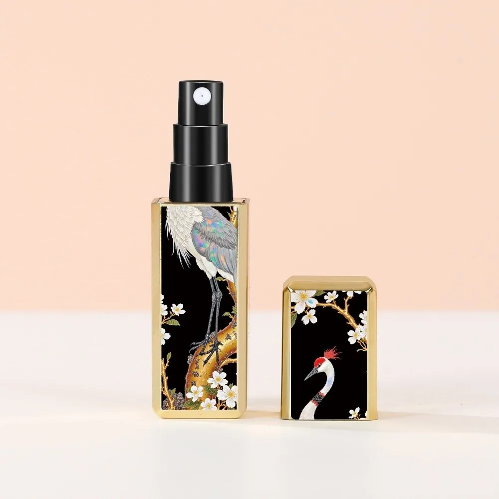 Nouveau 5ml Mini bouteille de parfum rechargeable Portable vaporisateur rotatif bouteille vide stockage pulvérisateur vaporisateur atomiseur bouteille