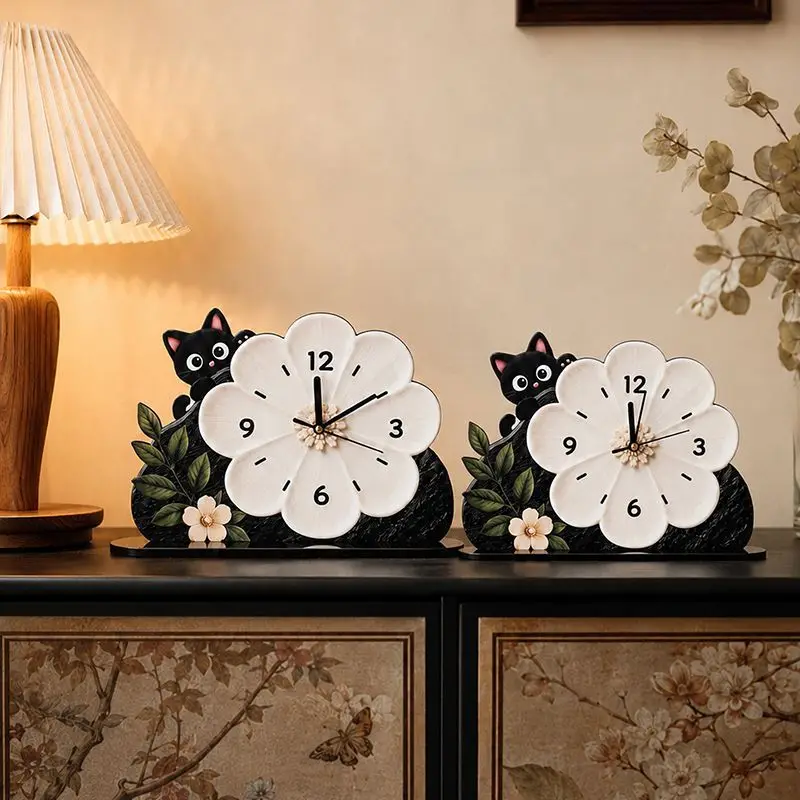 Medieval style flower creative desktop clock new living room light luxury desk clock advanced sense entrance clock ornament