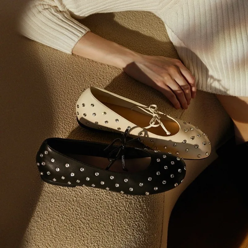 

Retro Flat Shoes for Women Spring and Autumn Round Toe Bow Comfortable Loafers Shoes Mary Jane Rhinestone Flat Shoes for Ladies