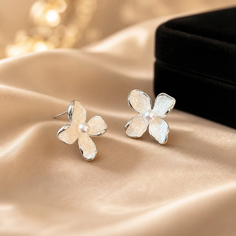 GANPUP Elegante Perlenblütenblätter-Ohrstecker für Damen, für den täglichen Gebrauch, modischer neuer Schmuck, Geschenk für Party und Hochzeit. – Detail 9