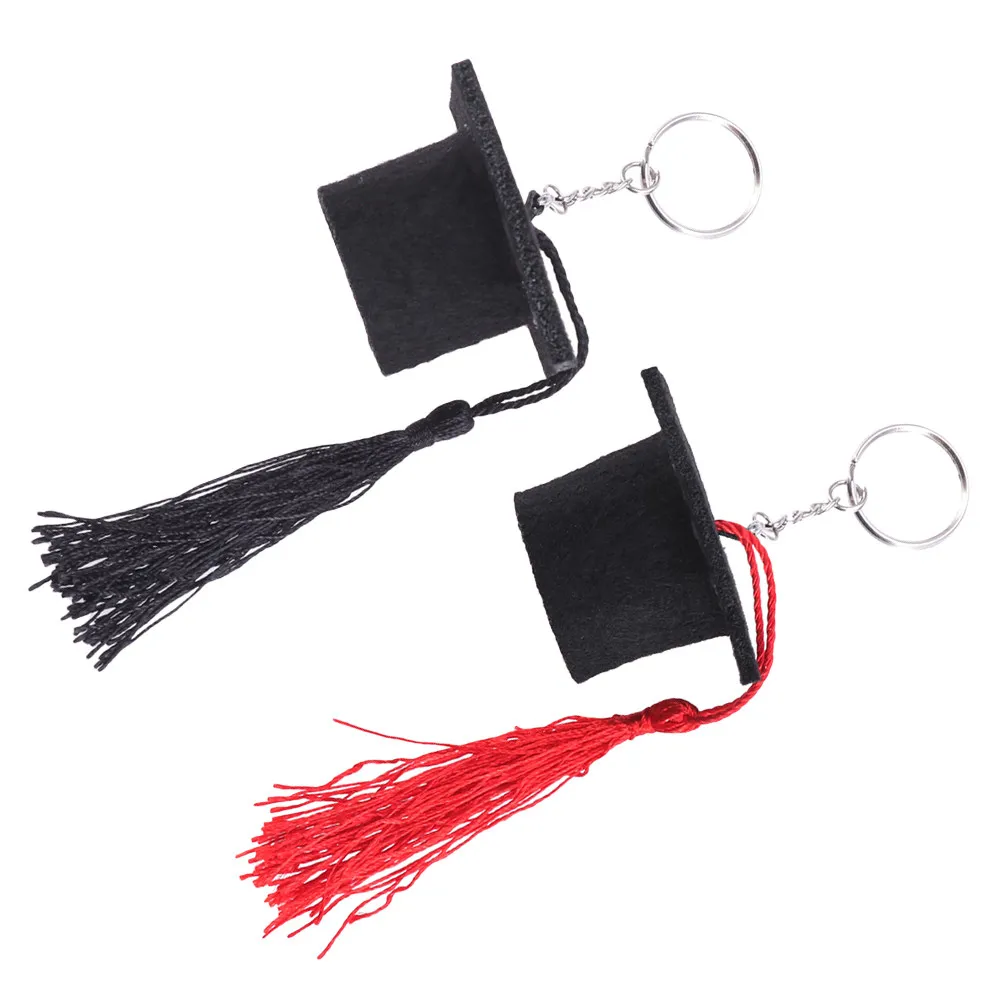 

2Pcs Graduation Cap Keychain Pendant Charm for Keys Bags Backpacks Wallets Suitcases Graduation Party Favors Souvenir Keyring