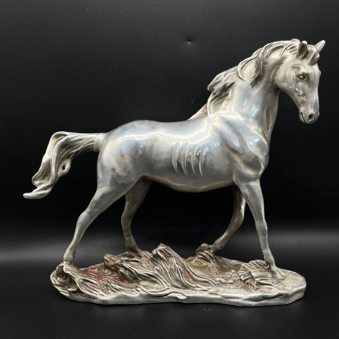 White copper Horse Takes the Lead in Making Old and Successful Home and Office Desktop Decoration Crafts home decor