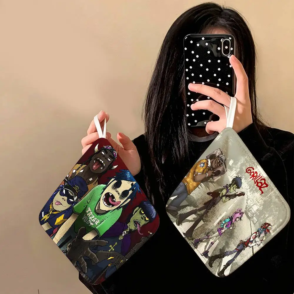 Rock G-Gorillaz Polyester Cotton Hanging Kitchen Towel, Skin Friendly Hand Wiping Towel for Hotel Cafe Household