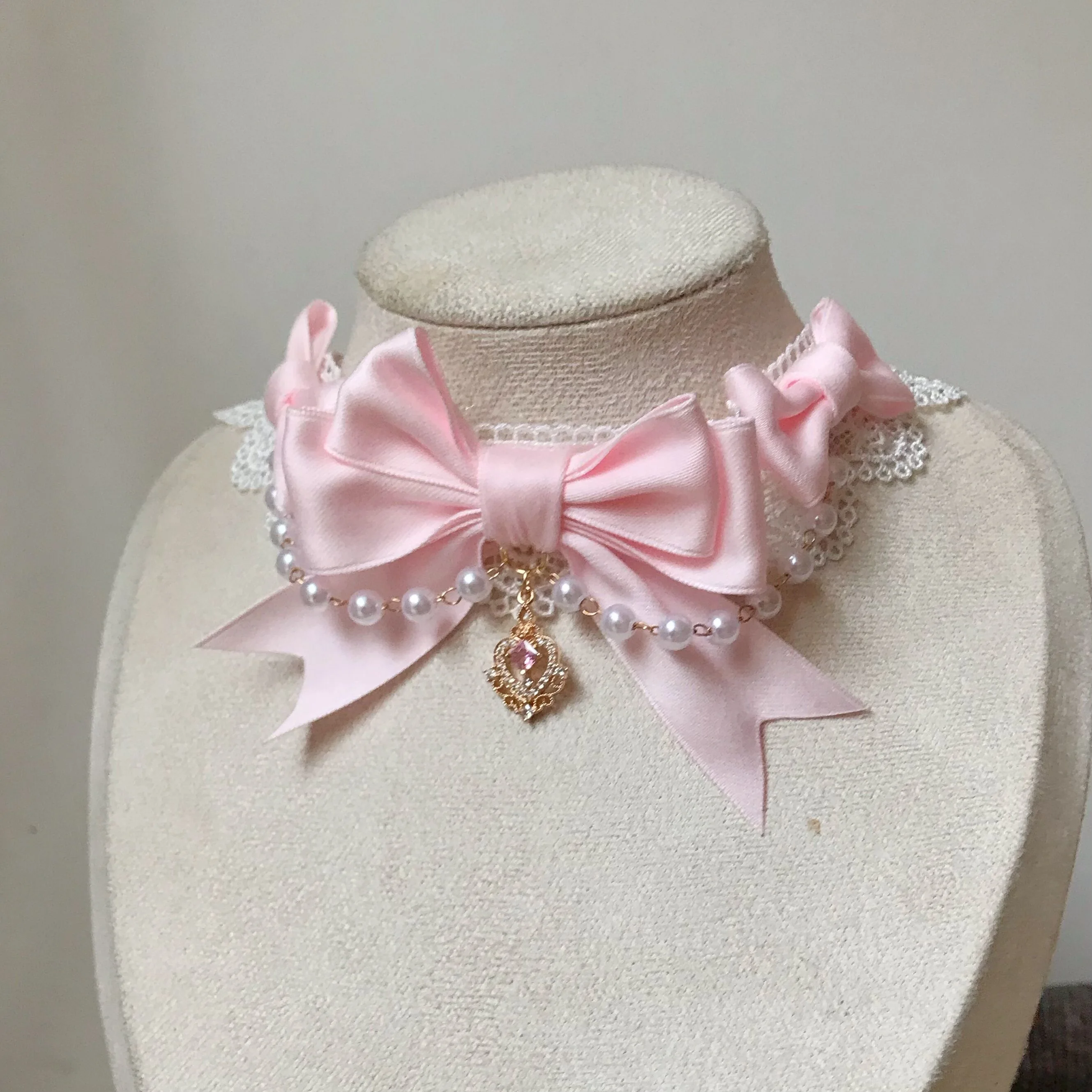necklaces and pendants bow pearl neck jewelry y2k accessories choker Lolita cosplay trend 2026 lace heart pendant 2000s