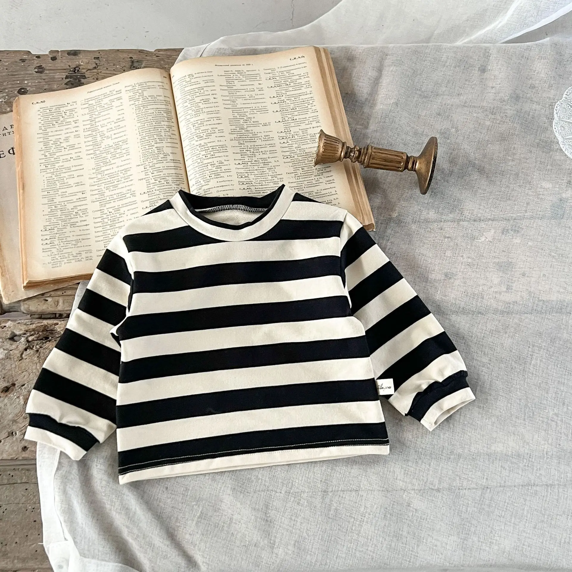 Autumn  Newborn Infant Baby Boys And Girls Corduroy Romper + Stripe T-shirt  Suit   Onepiece Kids Fashion Baby Clothing