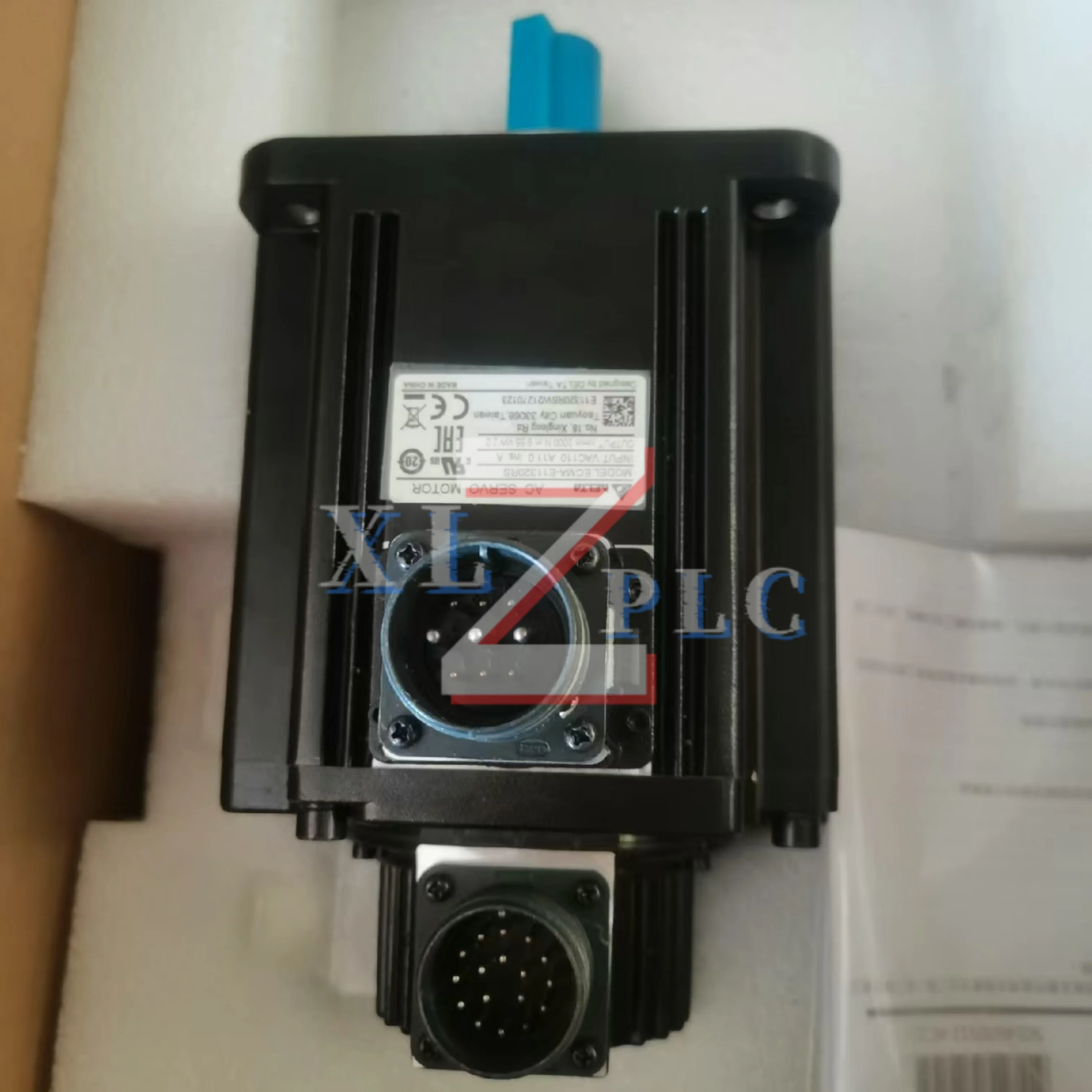 

ECMA-E21320RS новый в наличии Серводвигатель ECMA-E11320RS ECMA-E11320SS