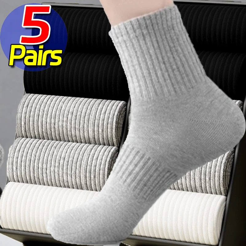 Men Middle Tube Casual Sock High Waist Breathable Sports Solid Color Socks High Quality Outdoor Cotton Autumn and Winter Socks