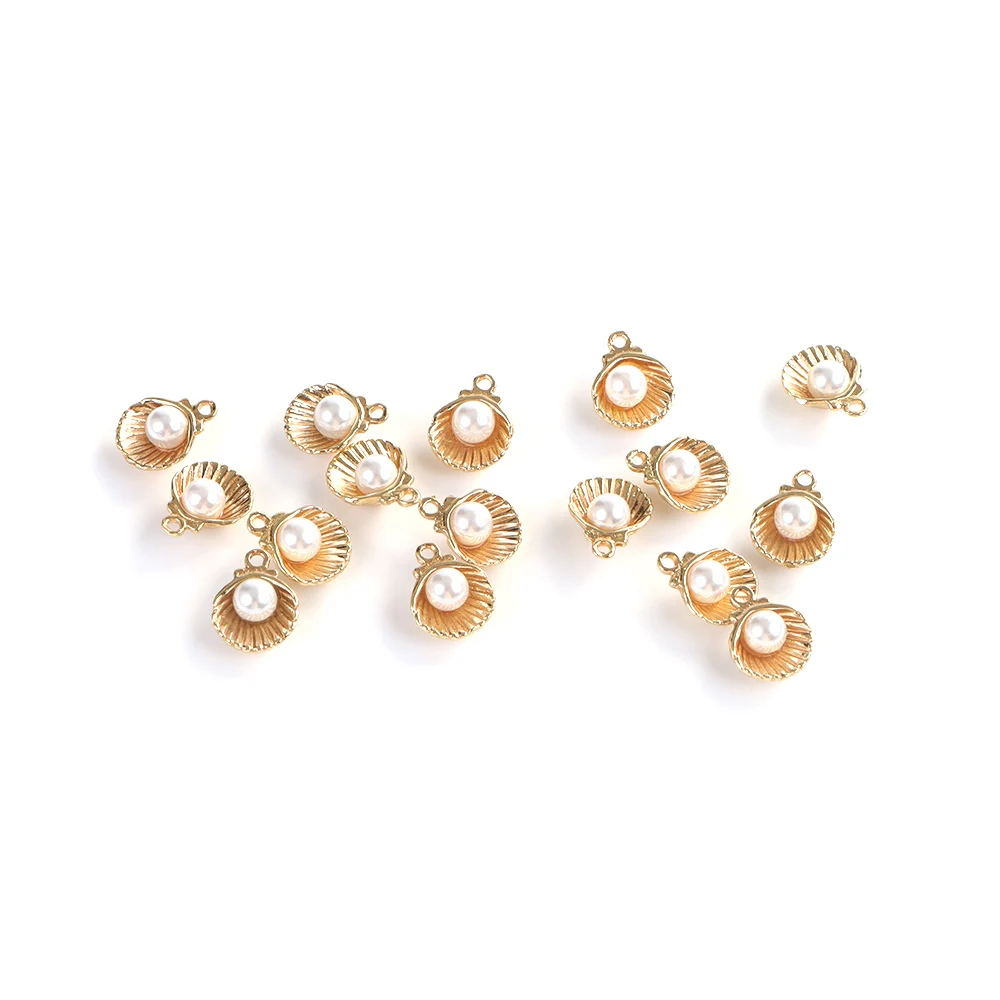 12 قطعة من علامات تعليق اللؤلؤ على شكل صدفة لعلامة ختم سلسلة ملابس السباحة للبيكيني والملابس الداخلية وتغليف الملابس - 10 مم
