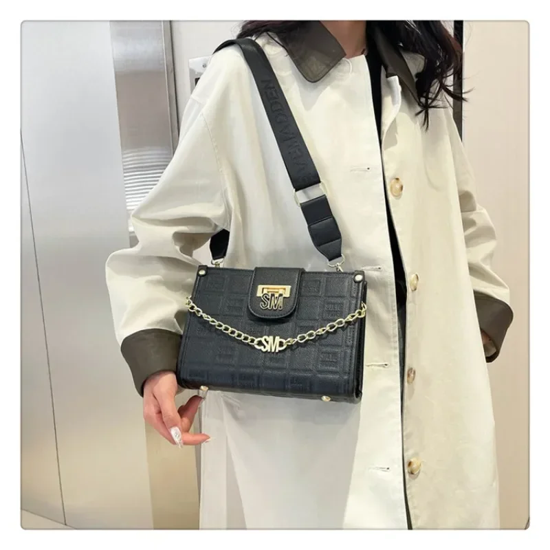 

2025 Embossed Zigzag Tote Bag and Crossbody Women's 2-in-1 Eco-friendly Luxury Convertible Commuter Women's Bag