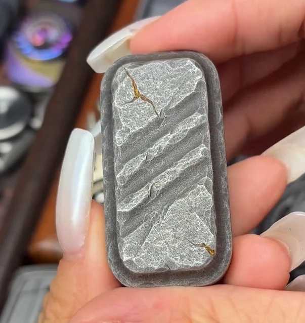 Used EDC Stone patterned stainless steel Li Li Sugar Stress Relief Toy Pocket Toy Fidget Slider Decompression Toy