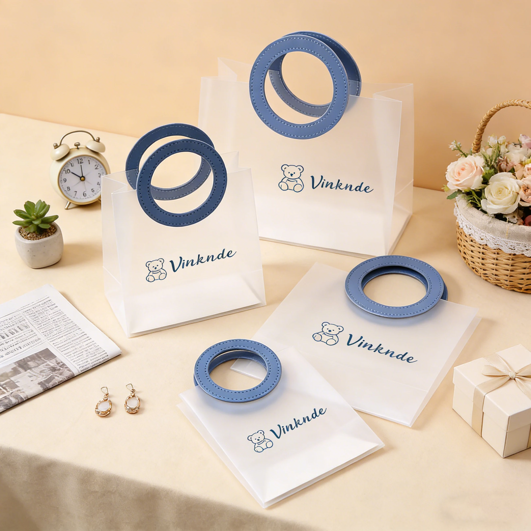 

50Pcs Transparent Frosted Durable PVC PP Gift Bag for Wedding Birthday Christmas Custom Logo Makeup Perfume Jewelry Packaging