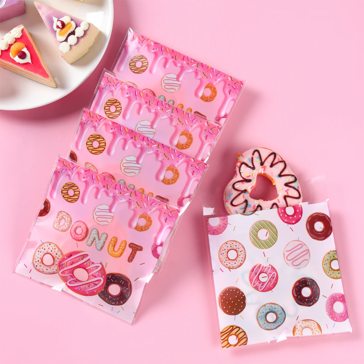 50pcs Donut Party Candy Gift Bags Doughnut Biscuit Packing Bag Wedding Party Gift Bag for Kid Girl Birthday Supplies Baby Shower