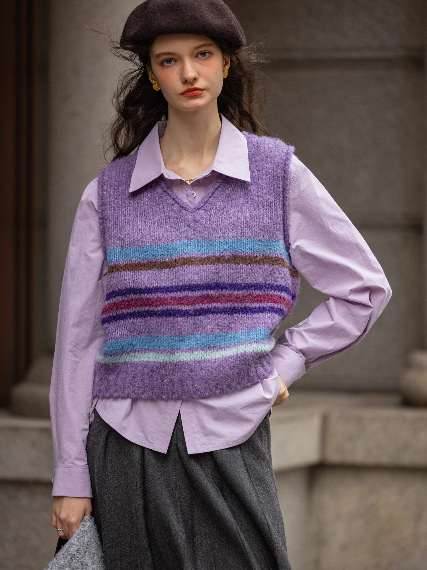 

Женский полосатый жилет Dailyart из шерсти альпака с V-образным вырезом, пушистый, комфортный, стандартный крой, зимняя мода