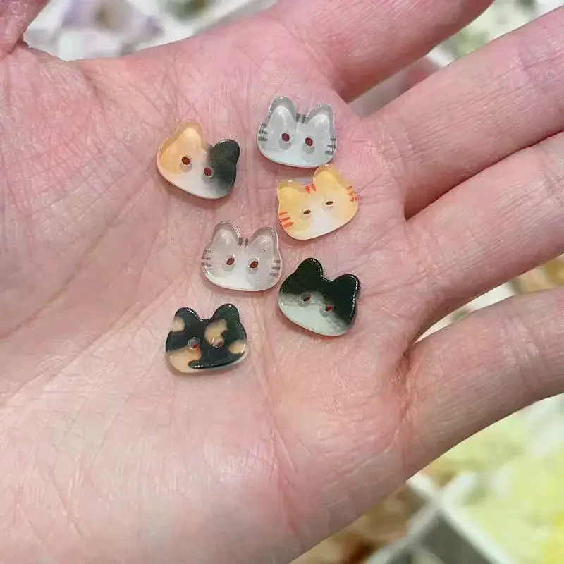 

20 шт. милых пуговиц в виде кошек с двумя глазами, 12/17 мм, разноцветные, мультяшные, из смолы, для рукоделия, для детской одежды, шапок, носков