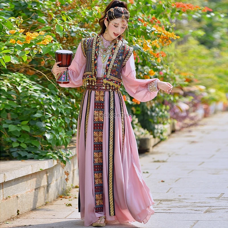 Conjunto de traje nacional de princesa antigua China, bordado de elementos han, ropa elegante de fotografía de palacio exótico, nuevo, t001, 2024