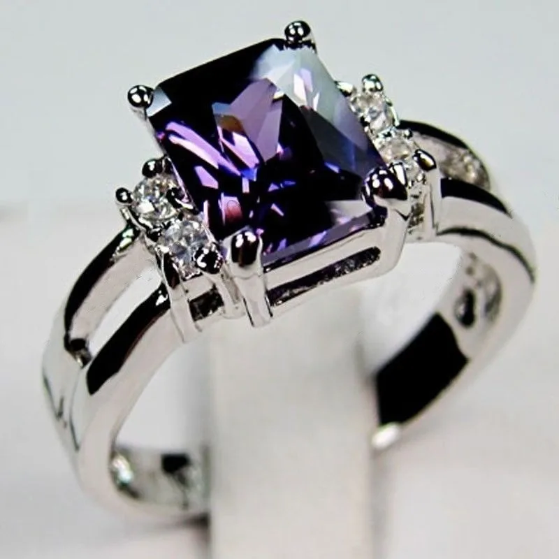 

Cross-border hot-selling violet-blue rectangular zircon hollow rings on both sides, fashionable women's holiday rings