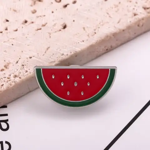 Nura Cola TM Emaljnålar Kreativa Röda Coca-Cola Flaskkapsyl Märken Ryggsäck Kavaj Broscher Tecknade Smycken För Vänner Gåva 10 best sales vattenmelonbrosch - №4