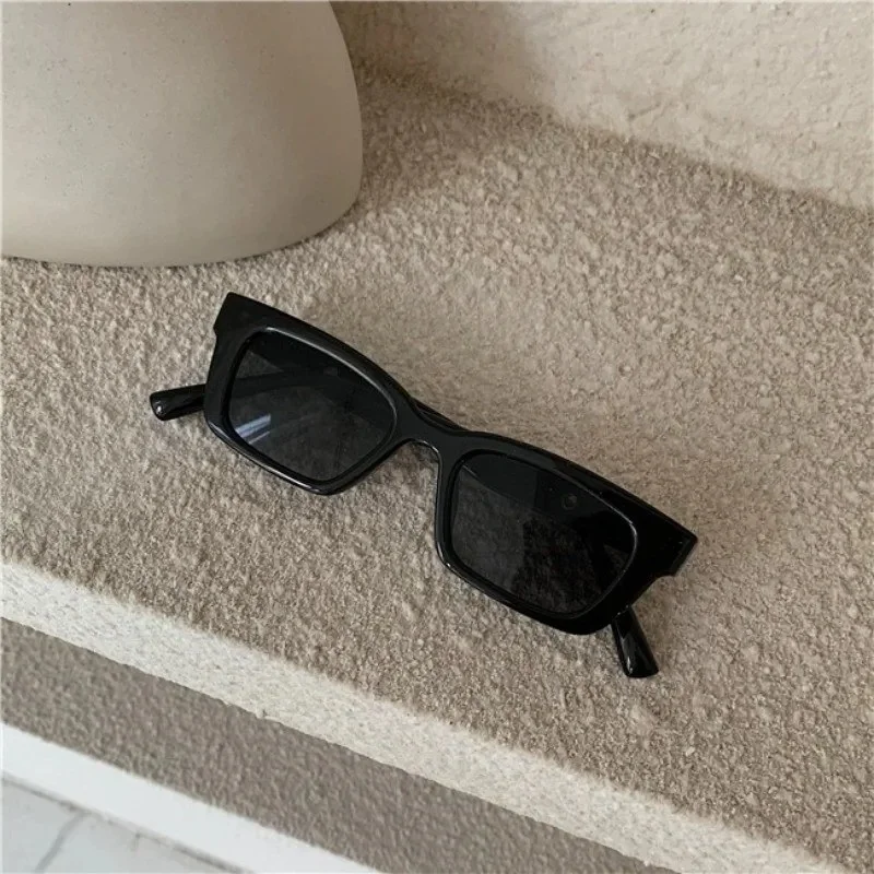 Modische Cat-Eye Retro-Sonnenbrille für Damen und Herren Marken-Vintage-Sonnenbrillen für Frauen und Männer Verspiegelte Outdoor-Reisebrillen
