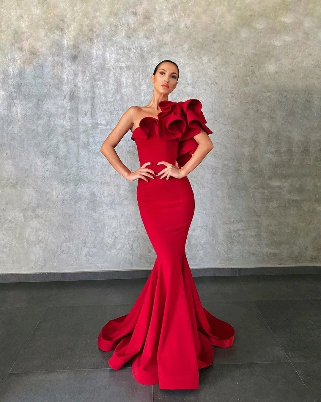 2023 Elie Saab Elegant Red Mermaid Evening Dresses Flower Ruffles Formal Party Evening Gowns Runway Fashion Prom Wear