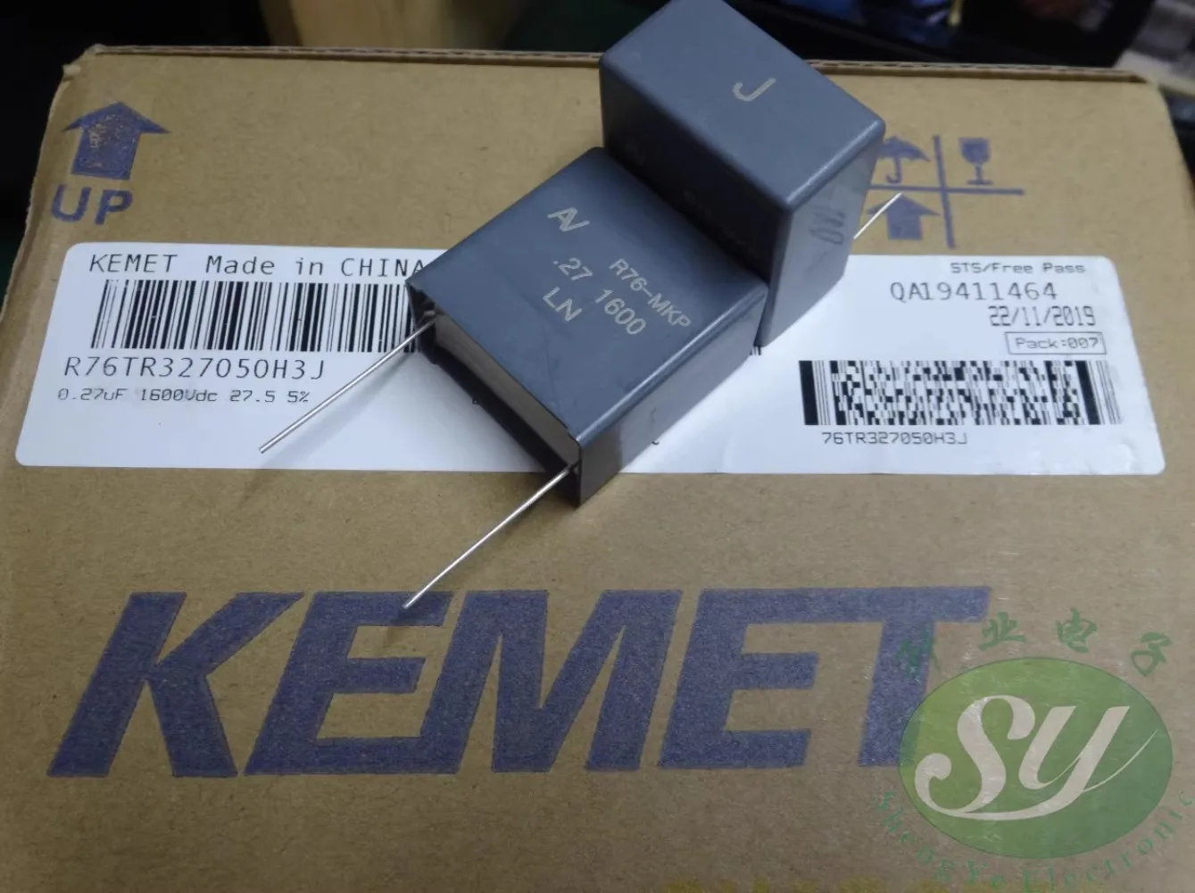 AV R76 0.27uf/1600V 270nf u27 274 MKP New film capacitor 28MM