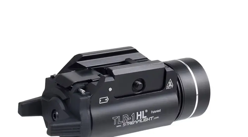 ベストセラーのtlr-1型、下向き照射型懐中電灯。1000ルーメンの高輝度で、点滅機能付きled照明。長距離照射が可能。