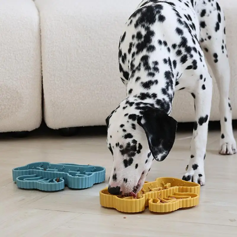 Slow Dog Feeder Bowl Suction Cup Pet Food Dispenser Anti-Choking Dog Slow Feeder For Mental Stimulation Puppy Training Senior