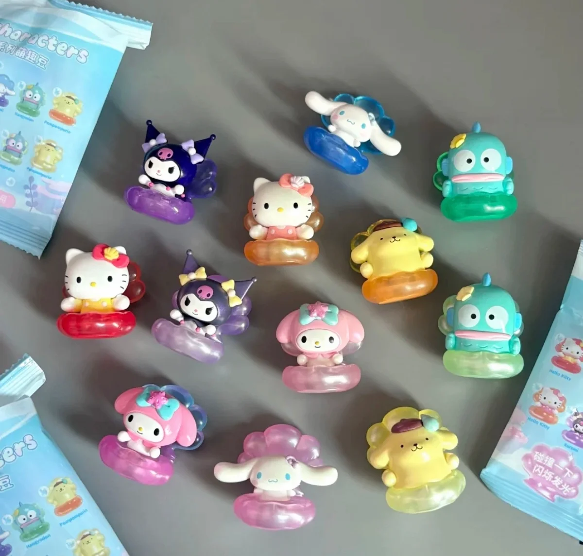 Sanrio-caja ciega de frijol de la serie Pearl Shell, adorno de figura de escritorio de tendencia Kuromi Hangyodon, muñeca Hellokitty, regalo de cumpleaños para niños