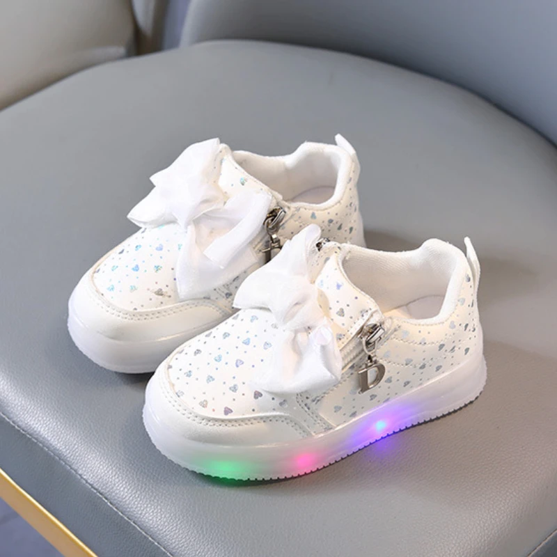 2024 New LED Kids Shoes for Girls Cute Cartoon Bowknot Flats Children Kawaii Princess Shoes Soft Bottom Sneakers Casual Shoes