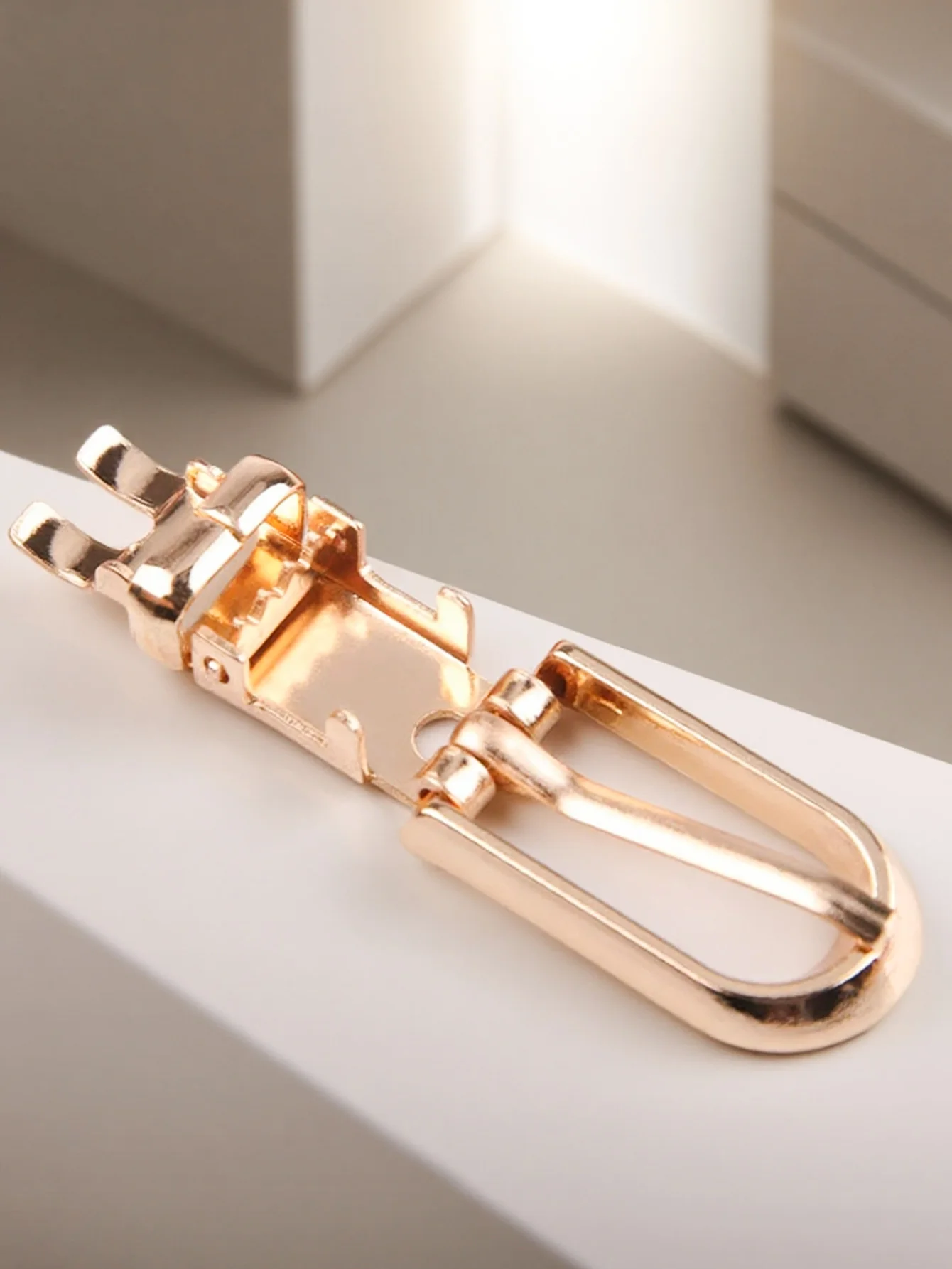 حزام نسائي للسراويل تنورة مشبك معدني كلاسيكي عالي الجودة من جلد البولي يوريثان حزام خصر رفيع إكسسوارات تصميم فاخر ريمين