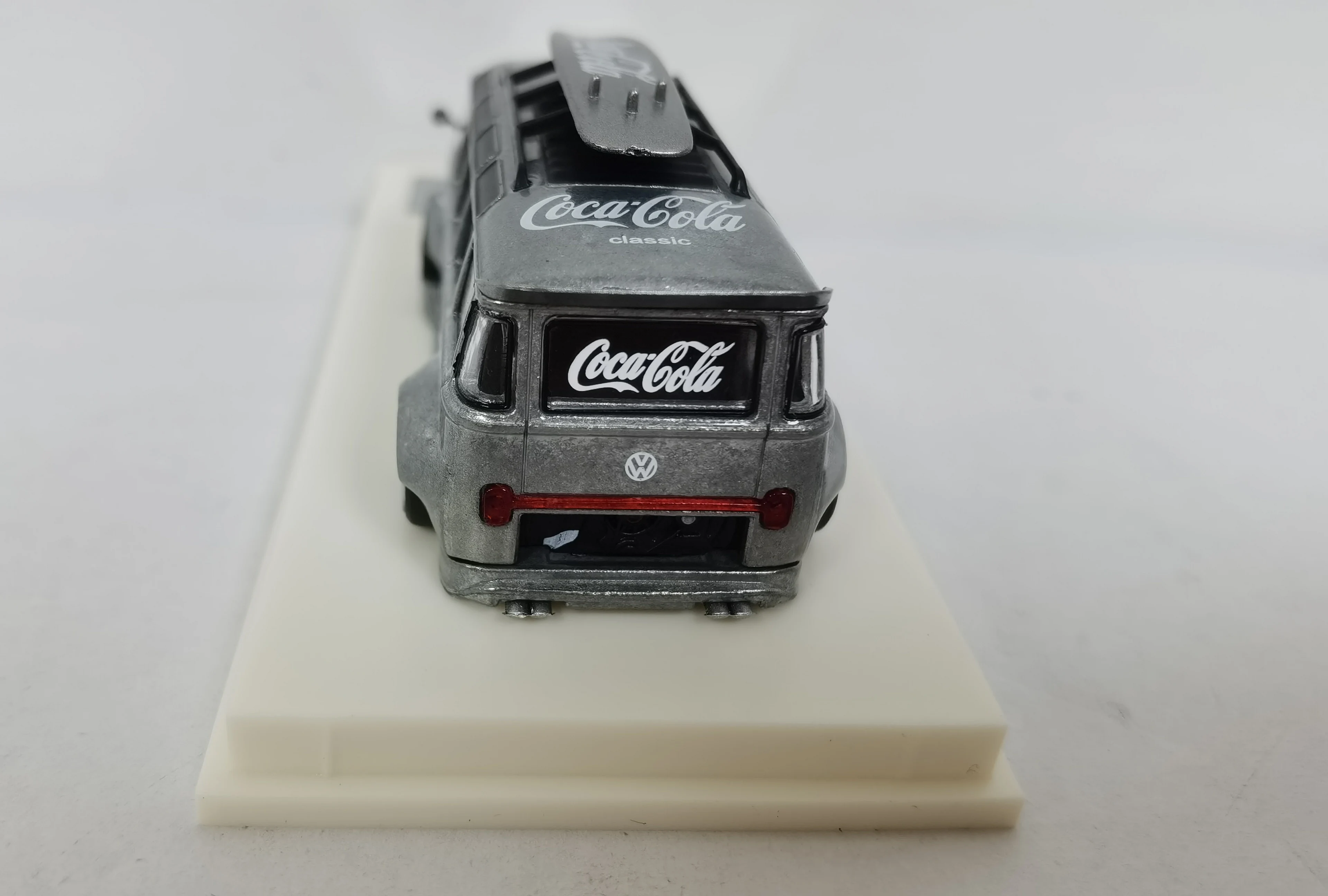 Diecast Model TNT 1/64 VOLKSWAGEN Bus RWB--Coca-Cola For Collection