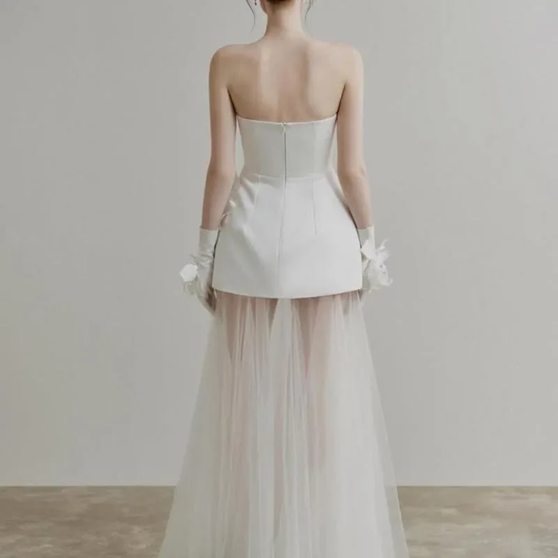 Robes de mariée légères et douces pour femmes, en Satin blanc, fleur 3D, sans bretelles, Mini robe de mariée Sexy avec traîne en maille, nouvelle collection