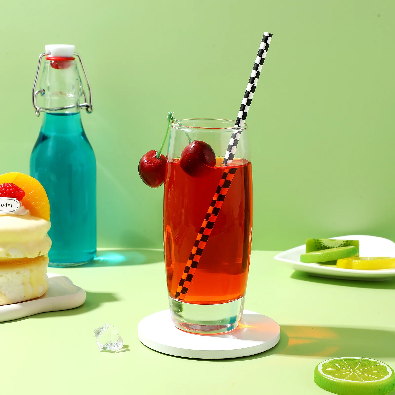 

100Pcs Checkered Straws Paper Black and White Racing Theme Party Decorative Drinking Straws for Juice Soda Smoothie Birthday