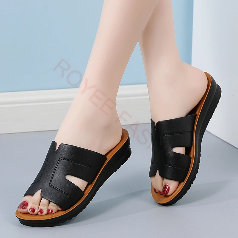 2024 Women Slippers luxury designer Summer Women Wedge Sandals Platform Slippers Open Toe Sandals Anti-slip Leather Casual Femal