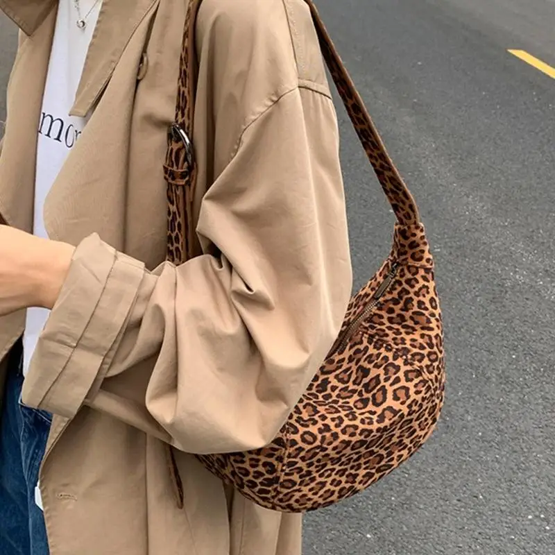 

Women's Dumpling Bags,Crossbody Bag,Crescents Shoulder Bag,Faux Suedes Handbag