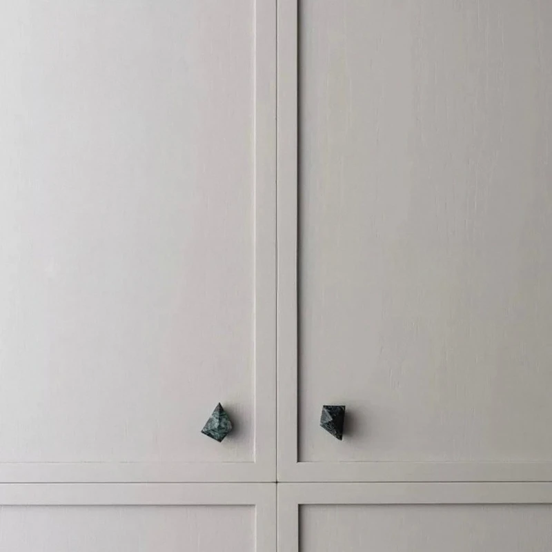 French Luxury Style Natural Marble Irregular Handle, Designer Style High-End Creative Small Pull for Model Room & Luxury Villa