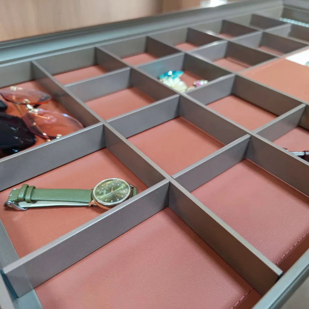 Mocha color aluminum frame reddish brown pu leather sorting box soft closed drawer jewelry sorting storage box