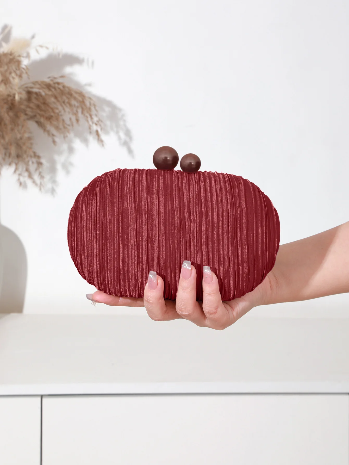 AW Elegant Satin Pleated Handbag New Niche Design Bridal Princess Ladies' Evening Bag Ceremony Cloth Round Purses and Clutches