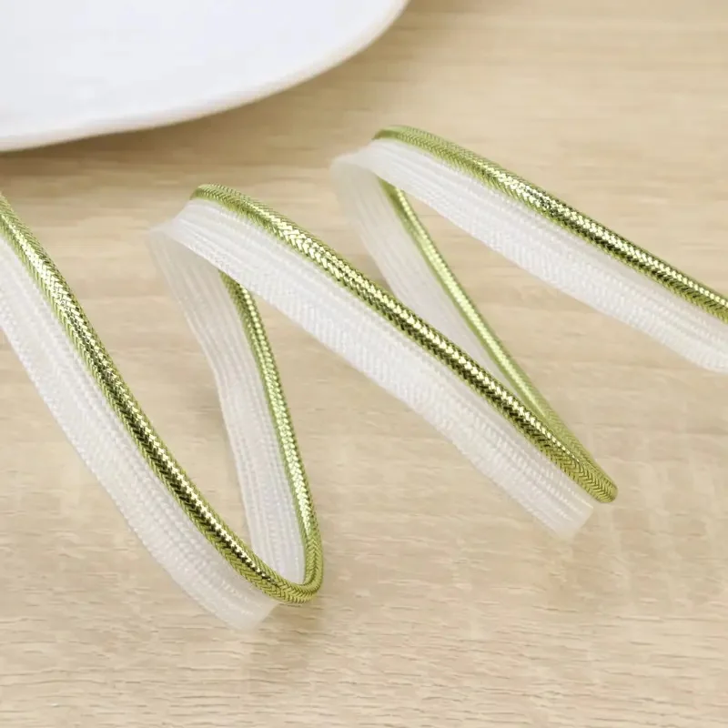 Piping Trim with Metallic Lip for Sewing
