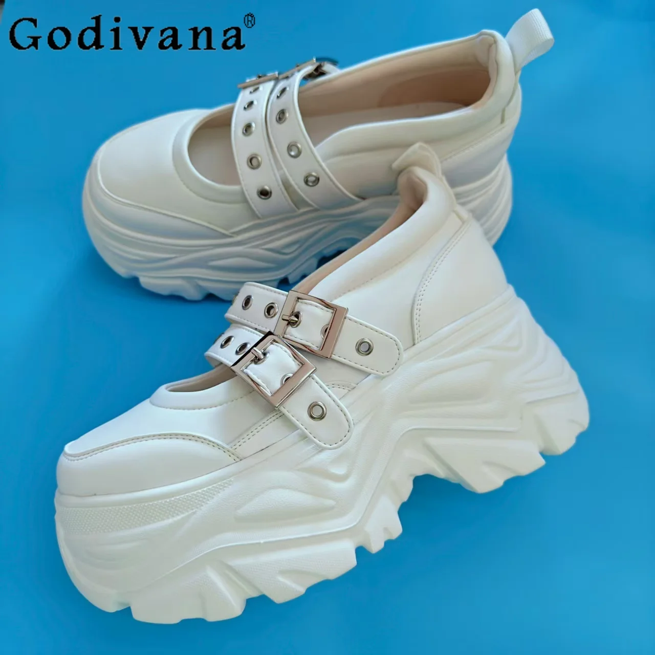 

2025 New Japanese Style Original Lolita Thick-Soled Platform Shoes Simple Versatile Comfortable Casual Sneakers for Women